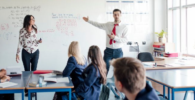 根据Ofsted和上次检查时间伦敦每个行政区最好的中学