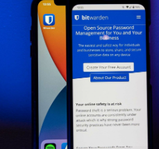 密码管理器Bitwarden添加无密码登录选项