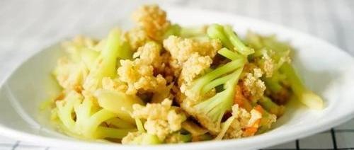 素炒菜花怎么做好吃又简单 怎样做菜花好吃又简单