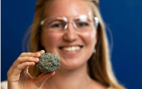 地下二氧化碳储存研究人员以前所未有的小规模测量碳矿化